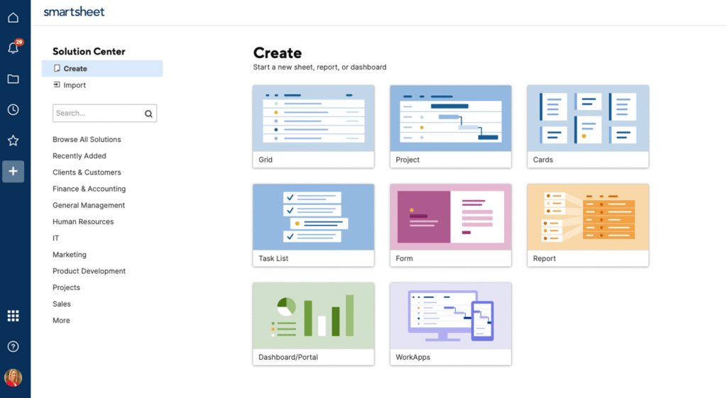 Options de création de rapports analytiques dans Smartsheet vs monday.