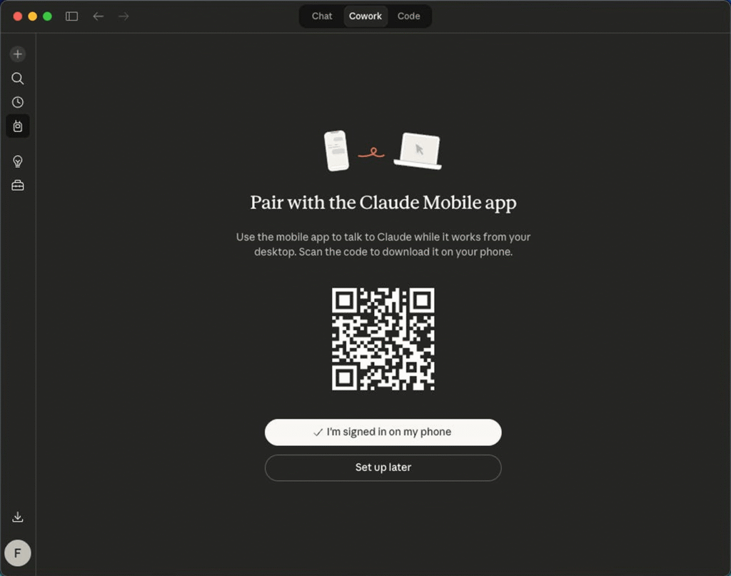Interface de configuration pour associer l'application mobile Claude à la version de bureau via un QR code.